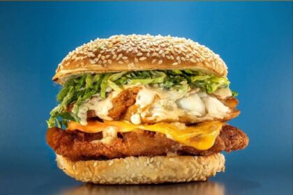 Supreme Burger Company Special - Crispy Chicken Sandwich