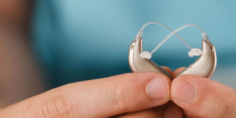 5 Reasons to Visit a Hearing Aid Centre Today